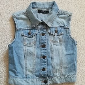 Light blue wash denim vest